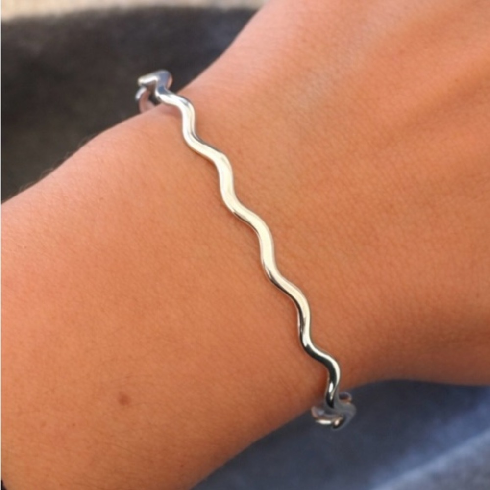 Wavy sterling Silver Cuff Bracelet Adjustable Unisex open bangle